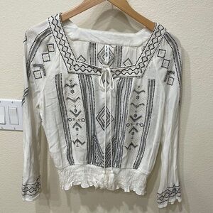 Mur Mur White & Navy Embroidered Blouse—Boho—Aztec Design? Gorgeous-NWT-S
